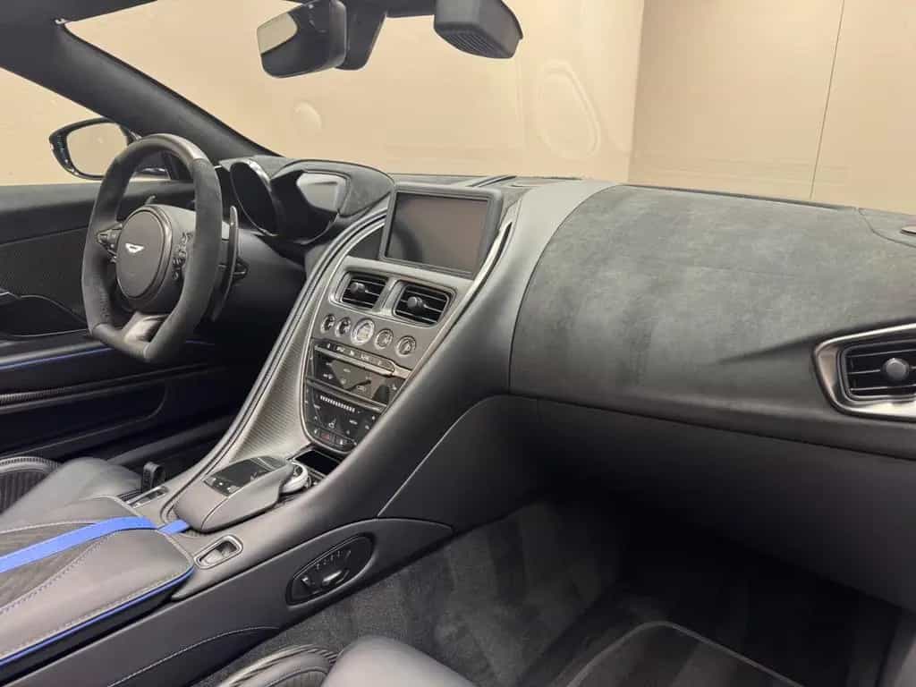 Aston Martin DBS Volante 770 Ultimate*1 OF 199*CARBON*BUCKET* 08/2024-photo-23