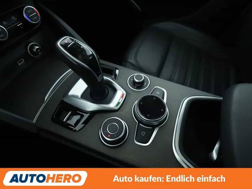 Alfa Romeo Stelvio 2.2 JTDM Ti Q4 Aut.*NAV*XENON*ACC*CAM*PDC*SHZ* 12/2021-photo-23