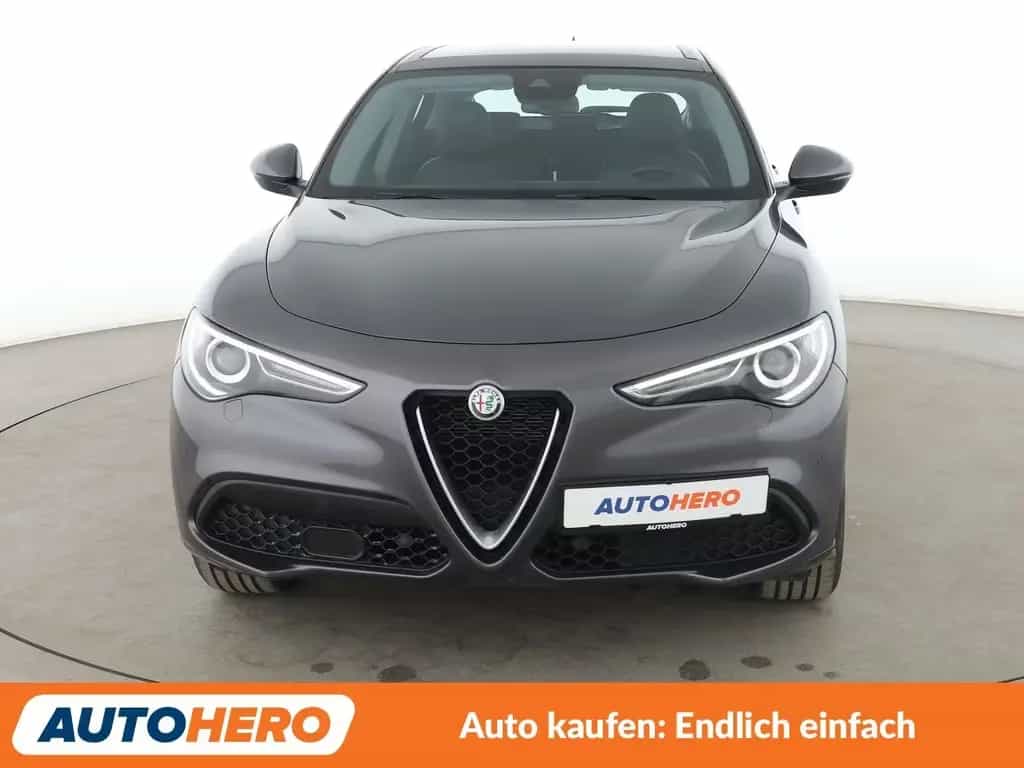 Alfa Romeo Stelvio 2.2 JTDM Ti Q4 Aut.*NAV*XENON*ACC*CAM*PDC*SHZ* 12/2021-photo-8