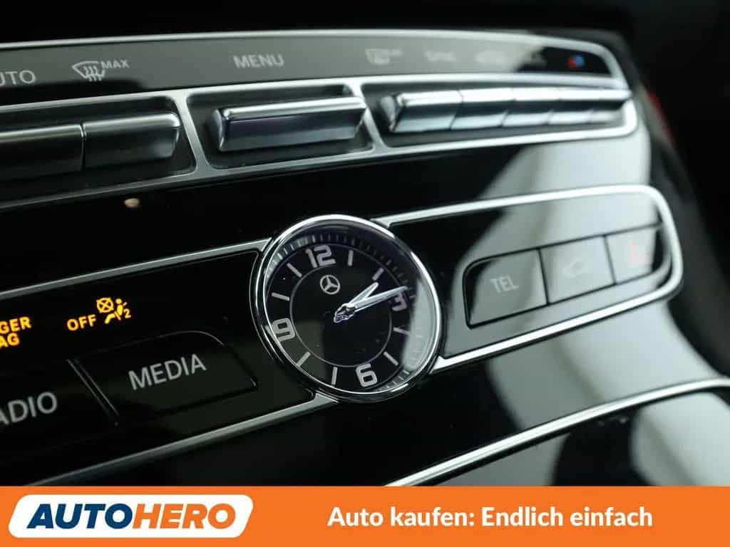 Mercedes-Benz E-Class E-Klasse E 400 d T 4Matic AMG Line Aut.*NAVI*PDC 05/2020-photo-24