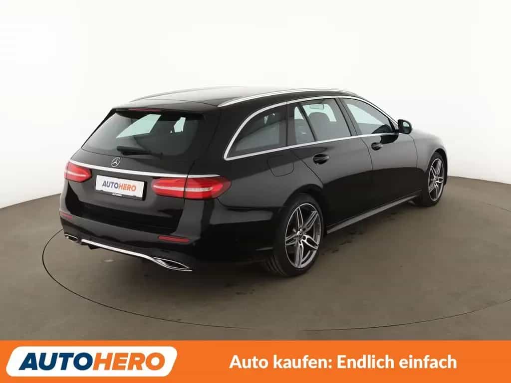 Mercedes-Benz E-Class E-Klasse E 400 d T 4Matic AMG Line Aut.*NAVI*PDC 05/2020-photo-5