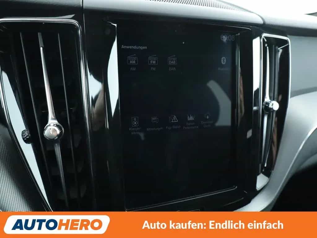 Volvo XC60 2.0 T4 R Design 2WD Aut.*NAV*LED*ACC*PDC*SH 05/2019-photo-20