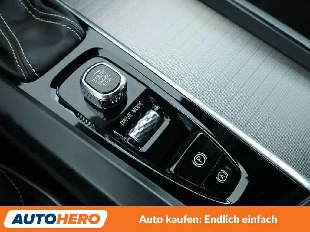 Volvo XC60 2.0 T4 R Design 2WD Aut.*NAV*LED*ACC*PDC*SH 05/2019-photo-26