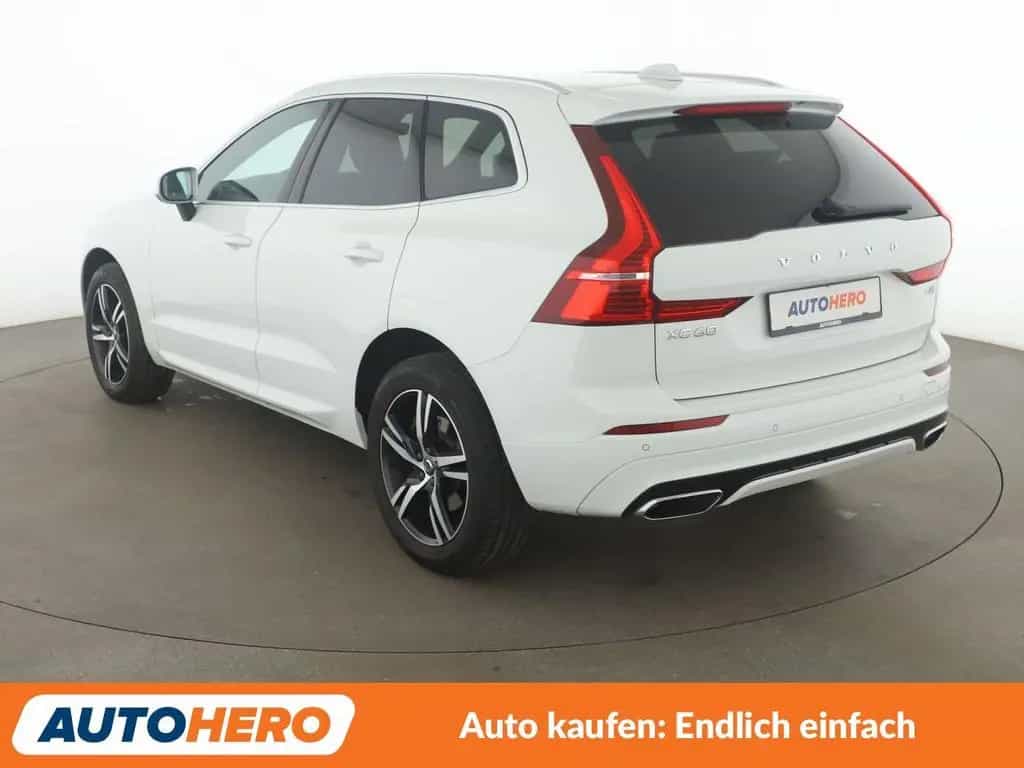 Volvo XC60 2.0 T4 R Design 2WD Aut.*NAV*LED*ACC*PDC*SH 05/2019-photo-3