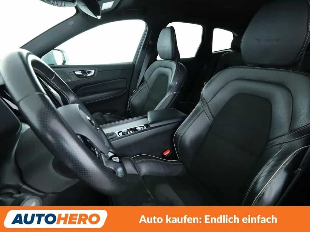 Volvo XC60 2.0 T4 R Design 2WD Aut.*NAV*LED*ACC*PDC*SH 05/2019-photo-9