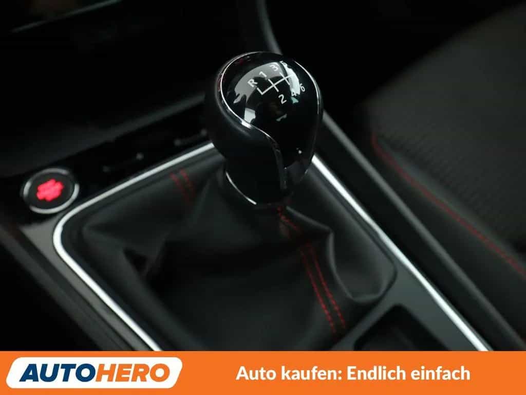 Seat Leon 1.5 TSI ACT FR*NAVI*LED*ACC*CAM*PDC*SHZ* 06/2020-photo-26