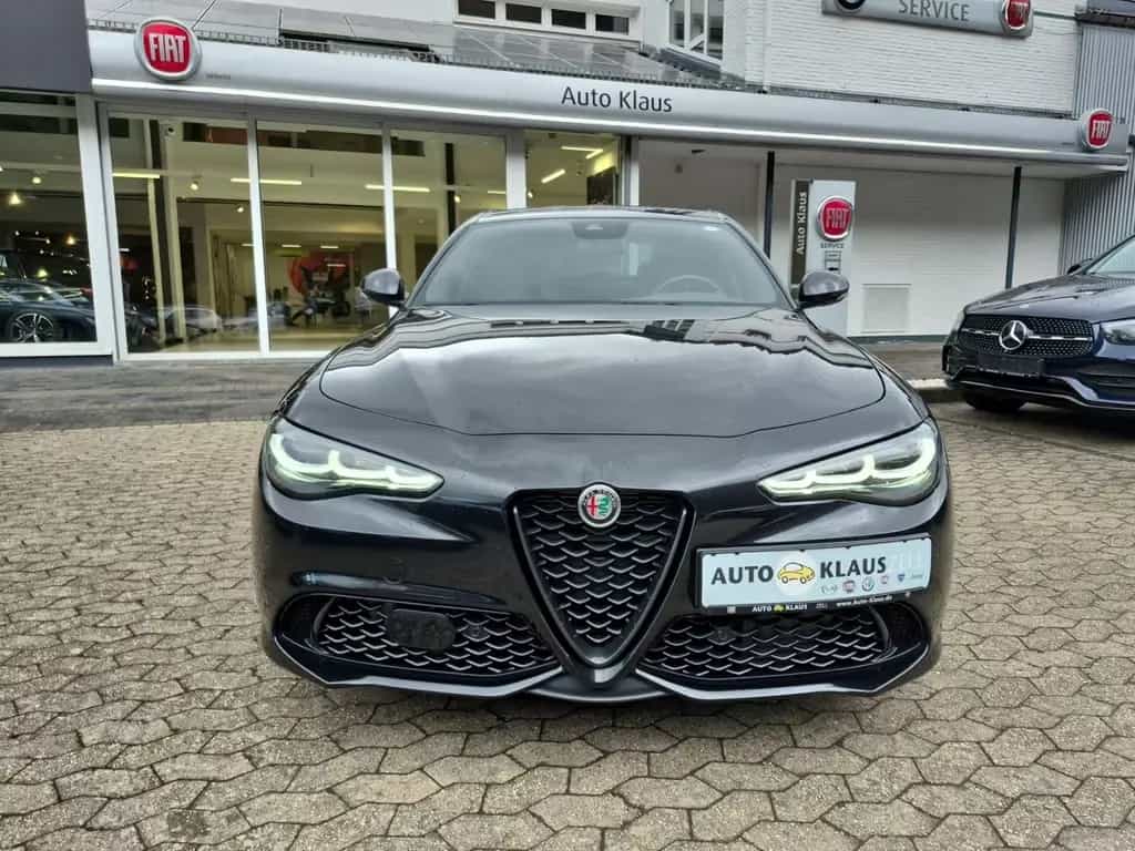 Alfa Romeo Giulia Competizione Q4 LED Leder Navi Rückfahrka 05/2023-photo-25