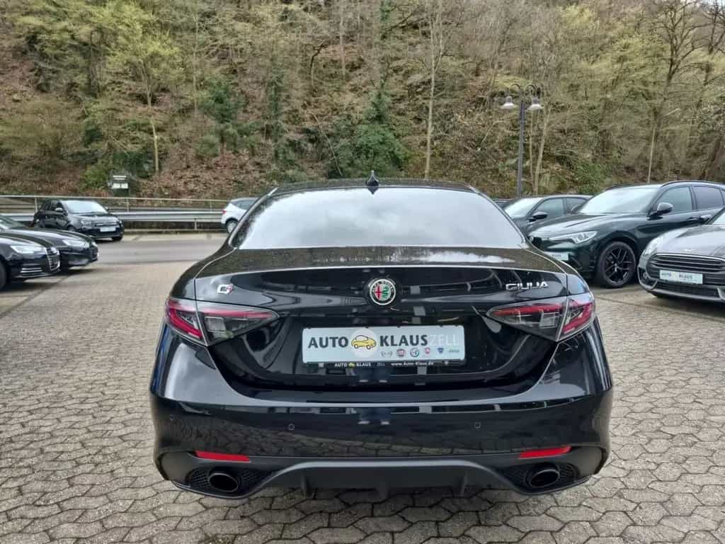 Alfa Romeo Giulia Competizione Q4 LED Leder Navi Rückfahrka 05/2023-photo-26