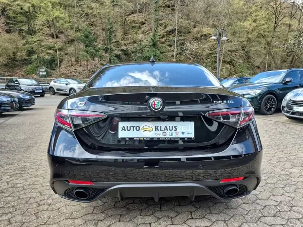 Alfa Romeo Giulia Competizione Q4 Leder Navi Rückfahrkamera 09/2023-photo-27