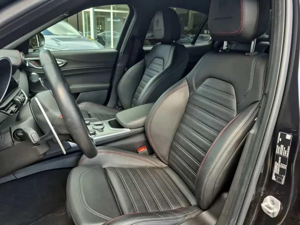 Alfa Romeo Giulia Competizione Q4 Leder Navi Rückfahrkamera 09/2023-photo-6