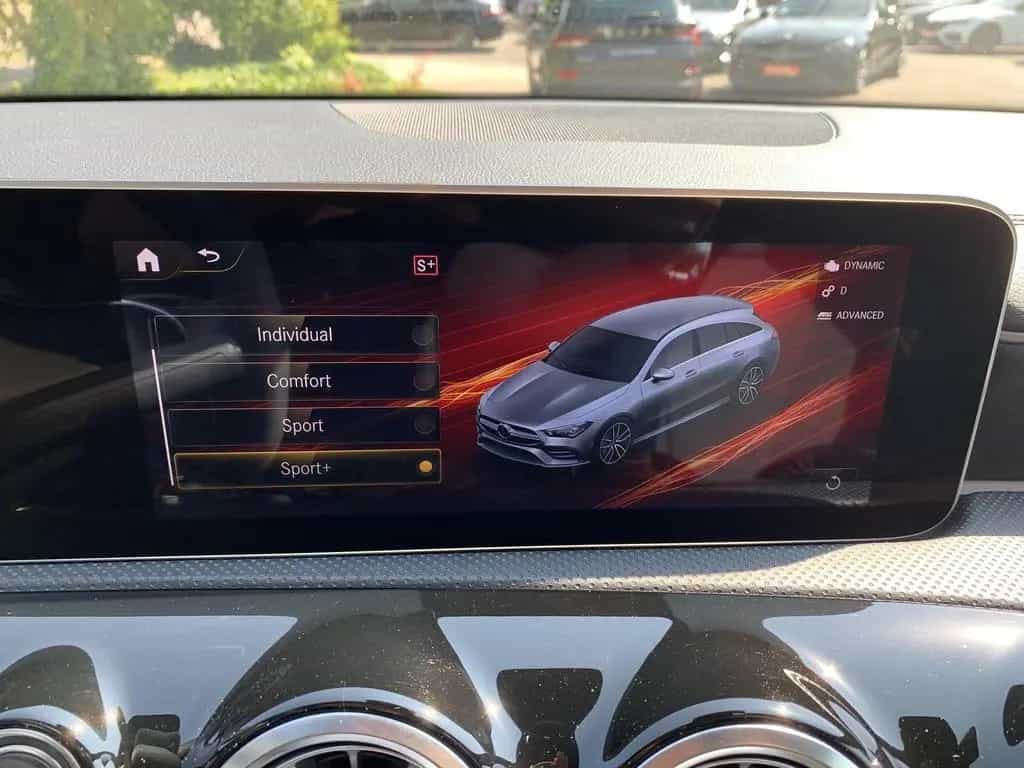 Mercedes-Benz CLA 35 AMG Shooting Brake CLA35 AMG ShootingBrake Pano+Multibeam+Burmester 02/2020-photo-21