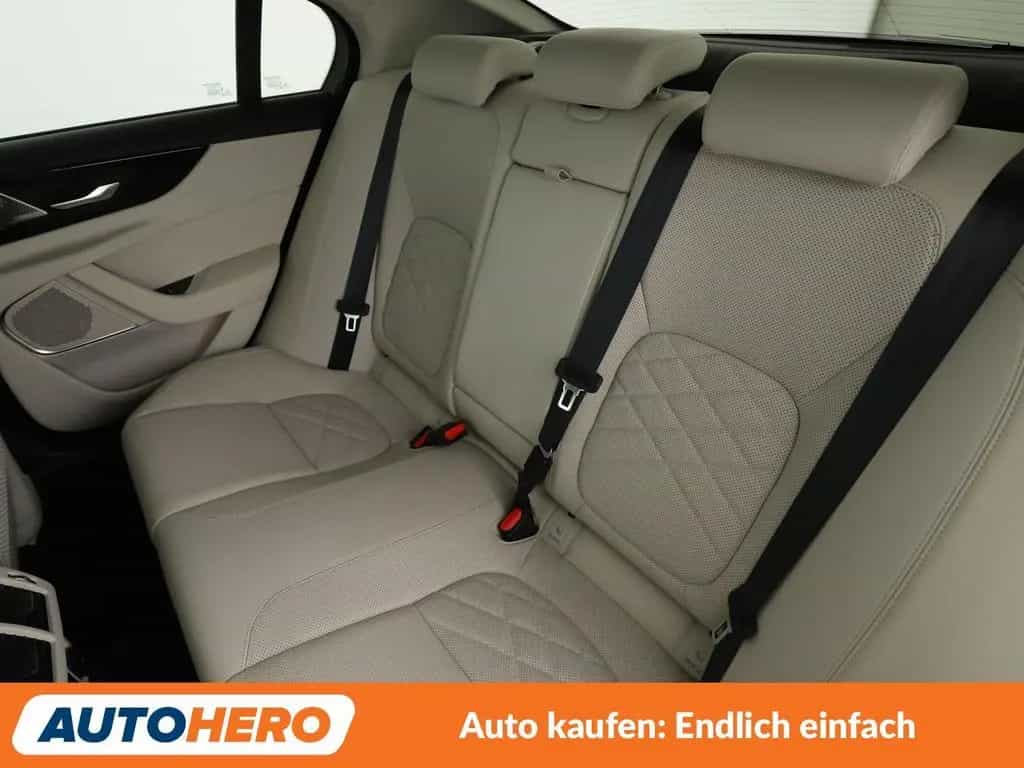 Jaguar 25t HSE Aut.*NAV*HUD*MATRIX*ACC*360CAM*PDC*SHZ* 08/2021-photo-13