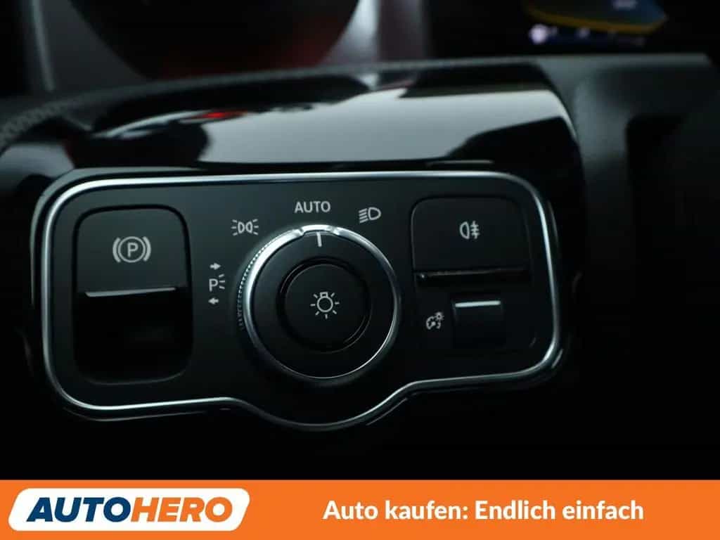 Mercedes-Benz A 45 AMG A-Klasse A 45 AMG S 4Matic Aut.*NAVI*LED*TEMPO* 09/2020-photo-38