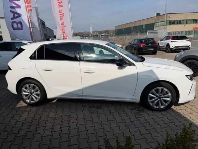Opel Astra L Lim. 5-trg. Elegance 09/2023-photo-2