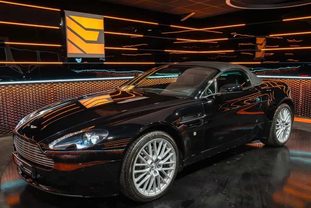 Aston Martin V8 Vantage Roadster 4.7l 05/2009-photo-1