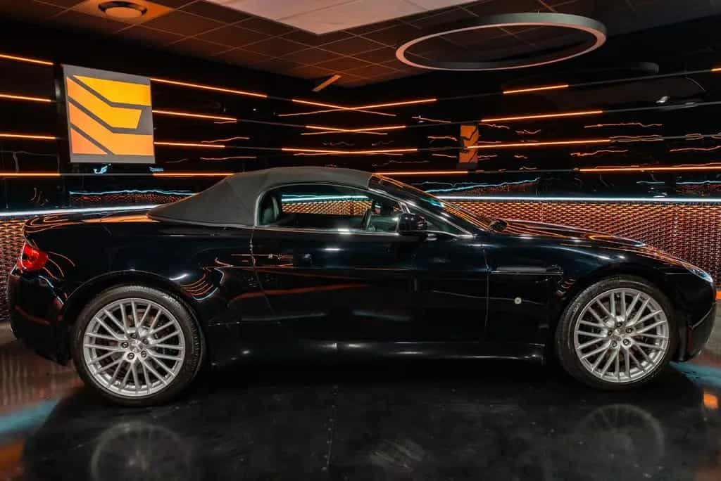 Aston Martin V8 Vantage Roadster 4.7l 05/2009-photo-11