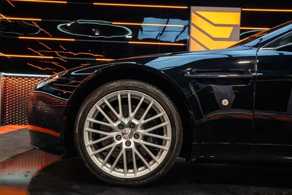 Aston Martin V8 Vantage Roadster 4.7l 05/2009-photo-19