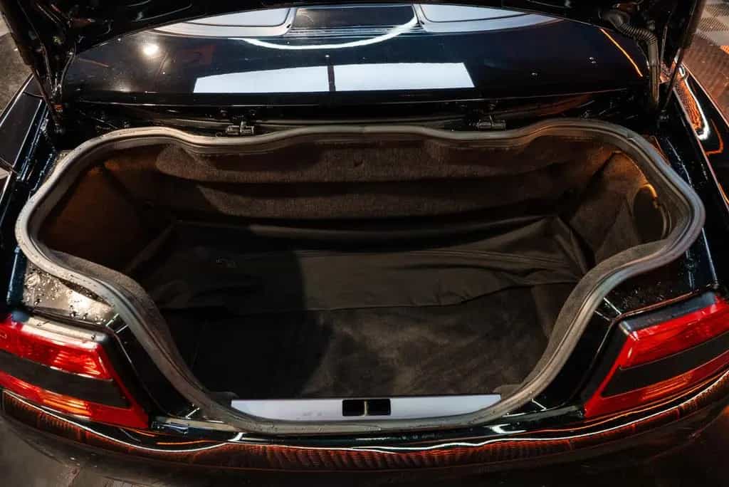 Aston Martin V8 Vantage Roadster 4.7l 05/2009-photo-26