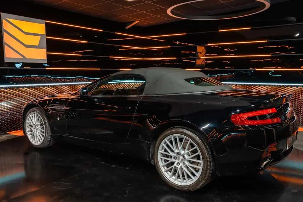 Aston Martin V8 Vantage Roadster 4.7l 05/2009-photo-5