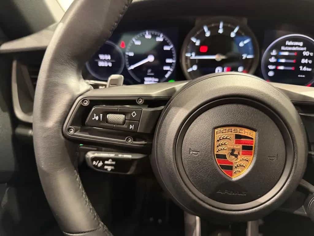 Porsche 911 992 Carrera Cabriolet SPORT-CHRONO-SPORTABGA 05/2022-photo-25