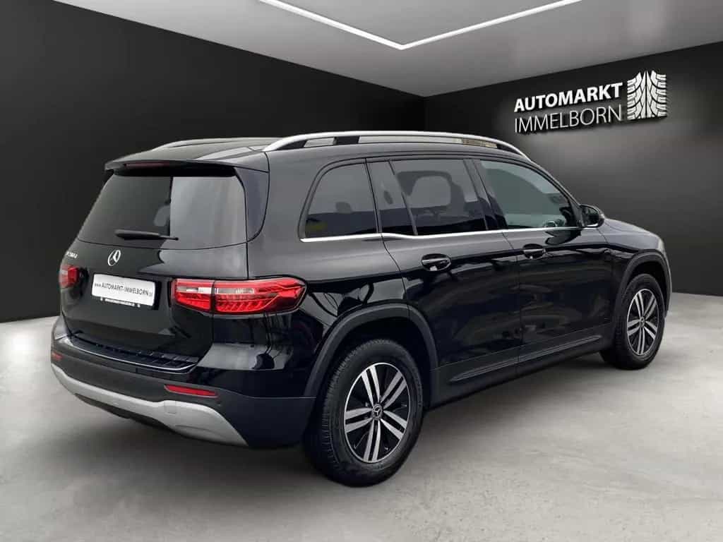Mercedes-Benz GLB 200 d Navi*LED*Leder*Sport*Kamera*SHZ*STHZG 12/2021-photo-7