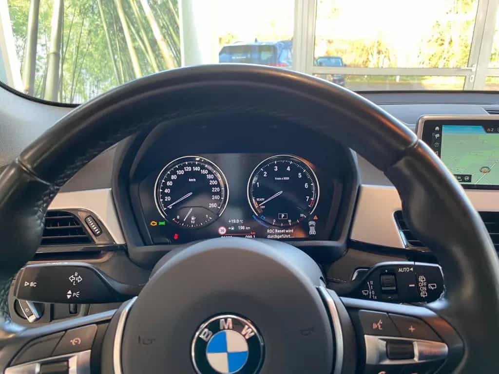 BMW X2 sDrive 20 i Advantage HUD Navi LED Kamera El. 05/2019-photo-14