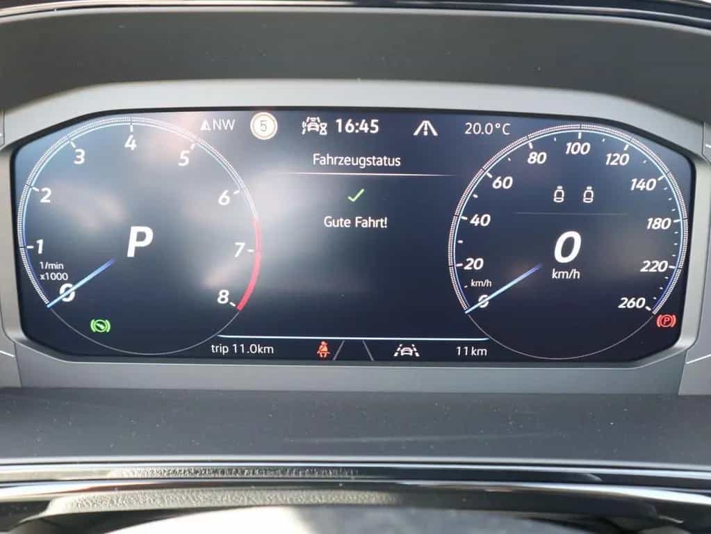 Volkswagen T-Roc Cabriolet R-Line 1.5 TSI OPF (150 PS) DSG 04/2026-photo-17