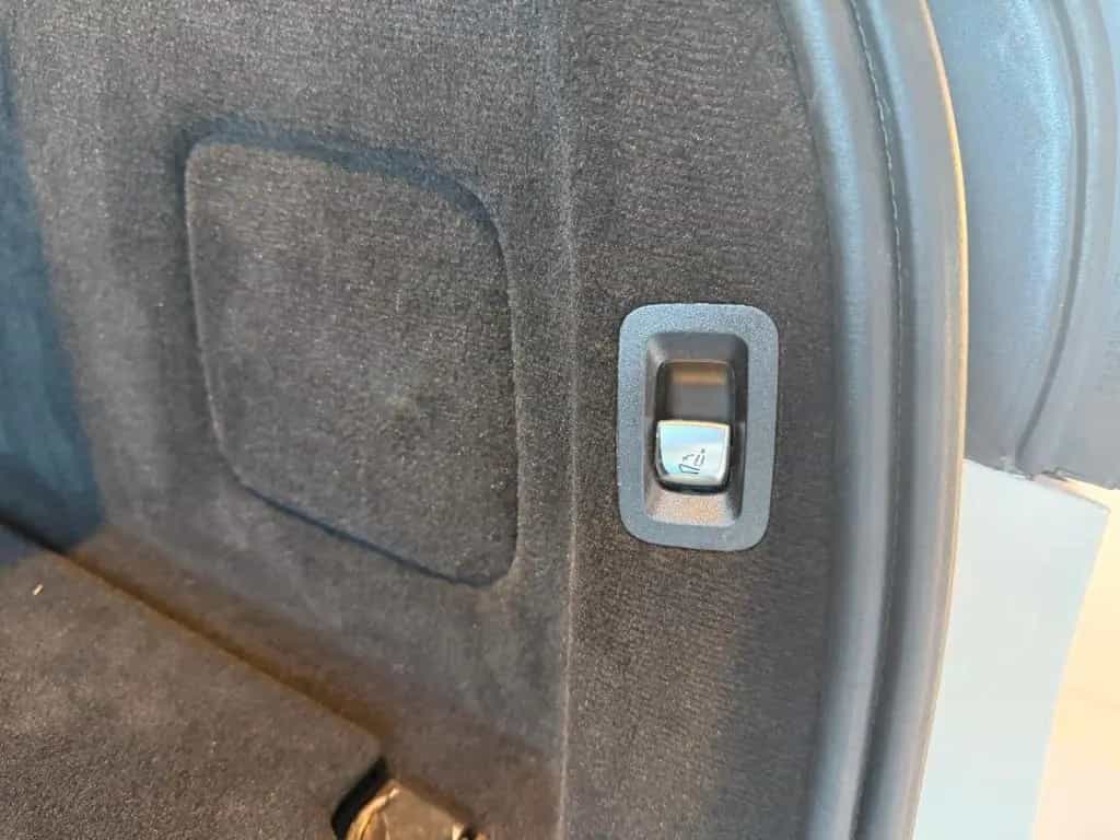 Mercedes-Benz C-Class 200 Rückfahrkamera*Xenon*Navi 02/2019-photo-23