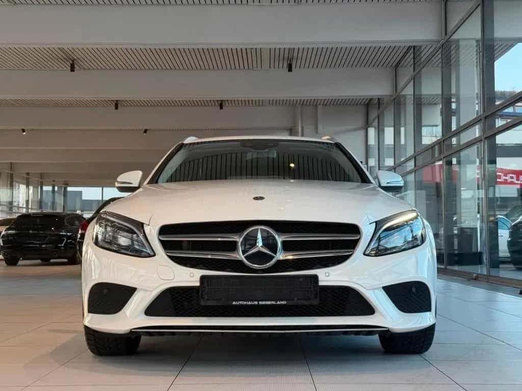 Mercedes-Benz C-Class 200 Rückfahrkamera*Xenon*Navi 02/2019-photo-5