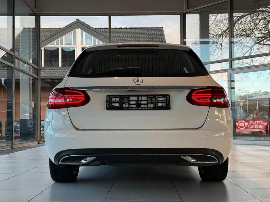Mercedes-Benz C-Class 200 Rückfahrkamera*Xenon*Navi 02/2019-photo-6