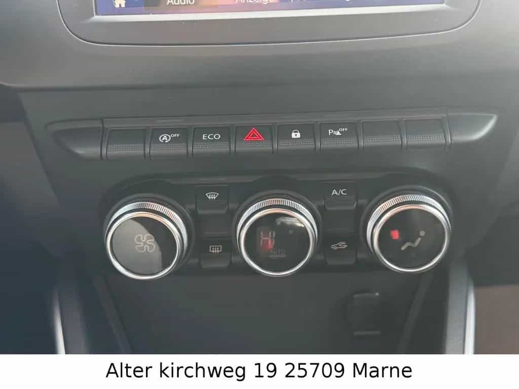 Dacia Duster II Prestige AHK.KAM.TEMP.KLIMA.BT.TÜV NEU 06/2020-photo-17
