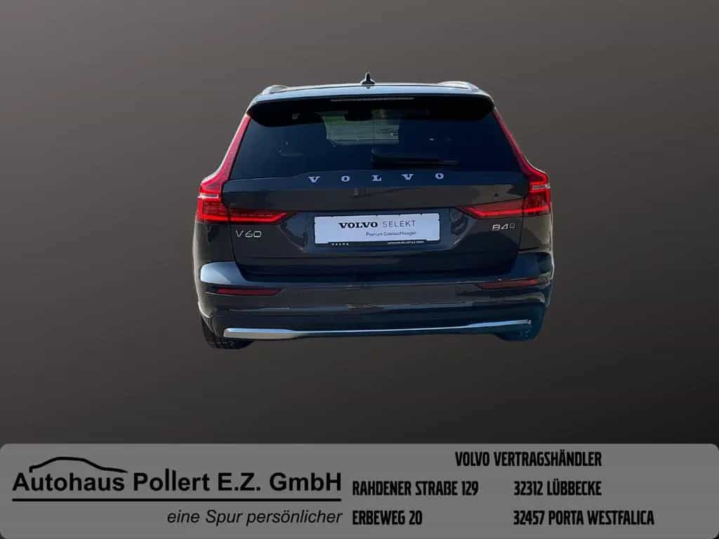 Volvo V60 Cross Country B4 AWD Plus 06/2024-photo-4