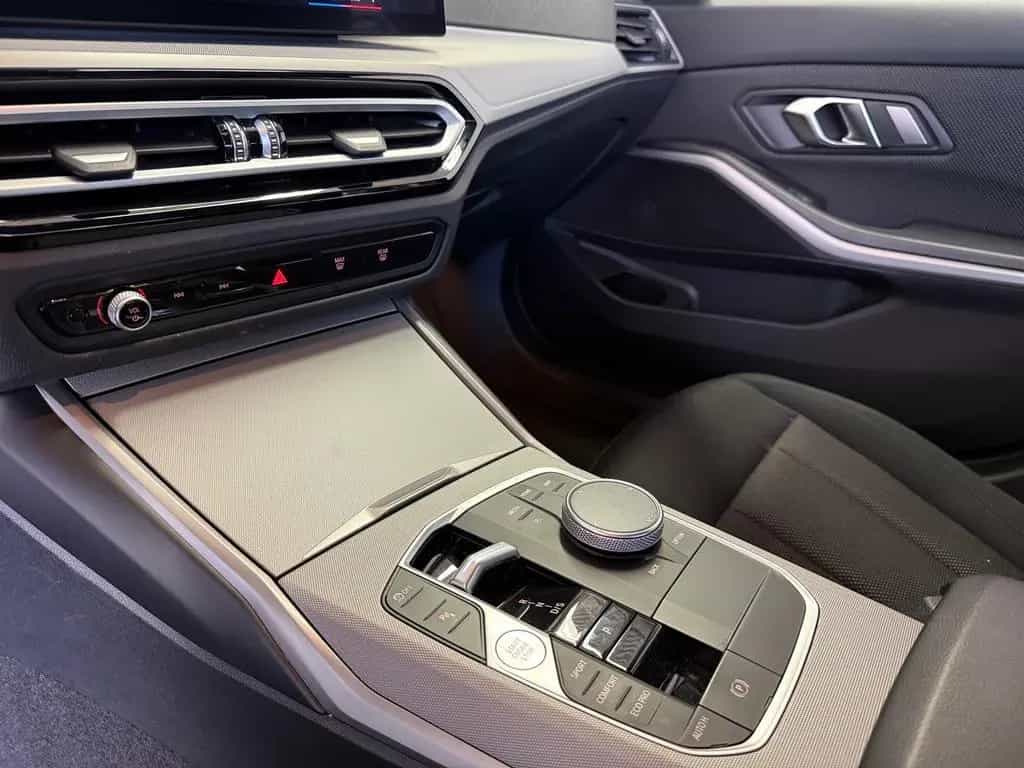 BMW 320 d Limousine*LED*Navi*Tempo.*DAB*PDC*SHZ 08/2022-photo-18