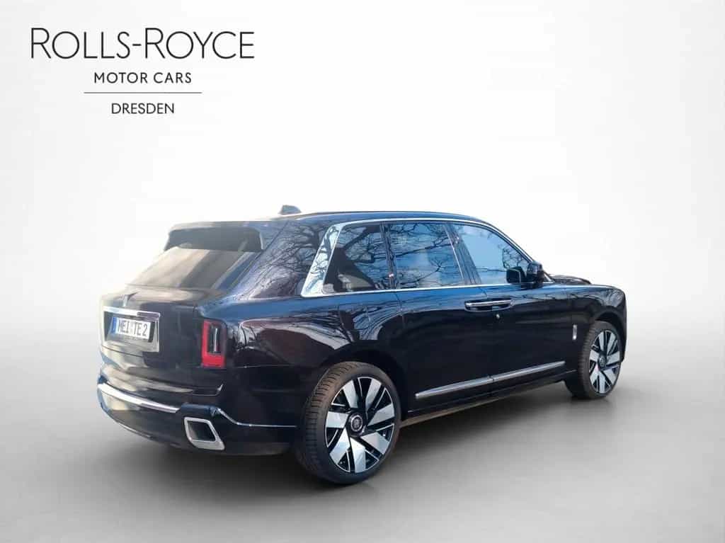 Rolls-Royce Cullinan - 01/2026-photo-6