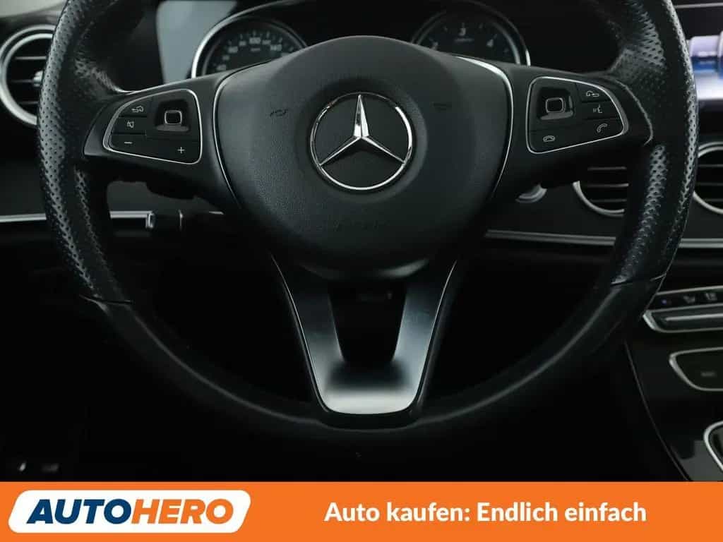 Mercedes-Benz E-Class 220 d Avantgarde Aut.*LED*TEMPO*CAM*PDC*SHZ* 11/2016-photo-18
