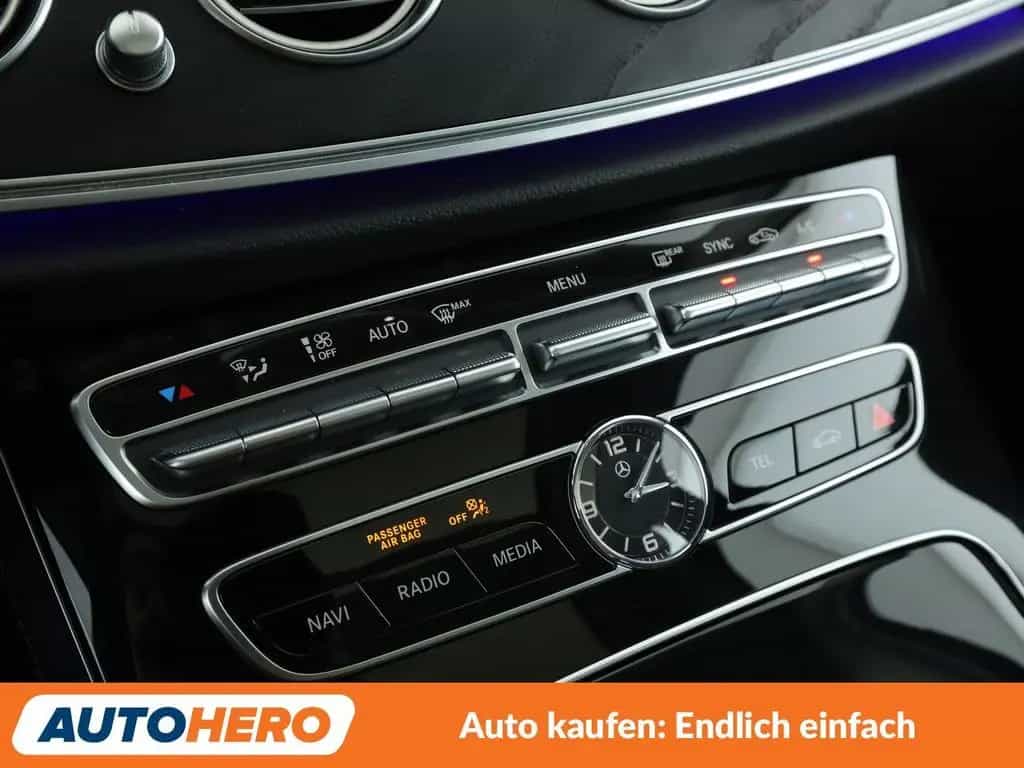 Mercedes-Benz E-Class 220 d Avantgarde Aut.*LED*TEMPO*CAM*PDC*SHZ* 11/2016-photo-22