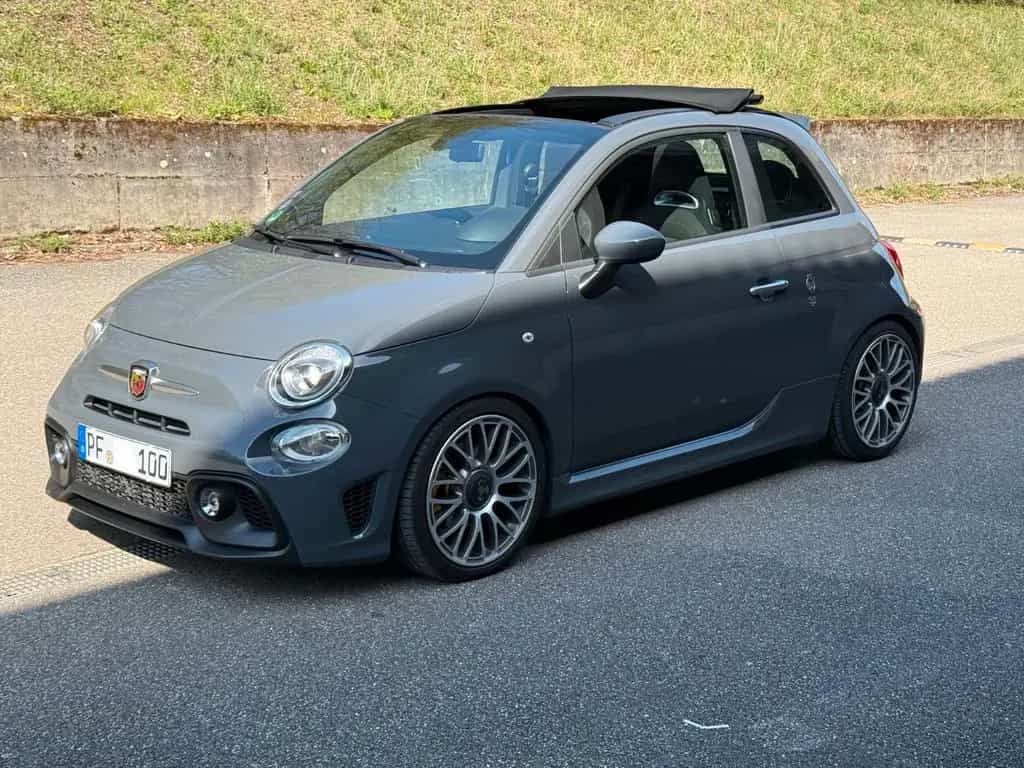 Abarth Cabrio 1. Hand, nur 28.800 km, unfallfrei, 08/2019-photo-1