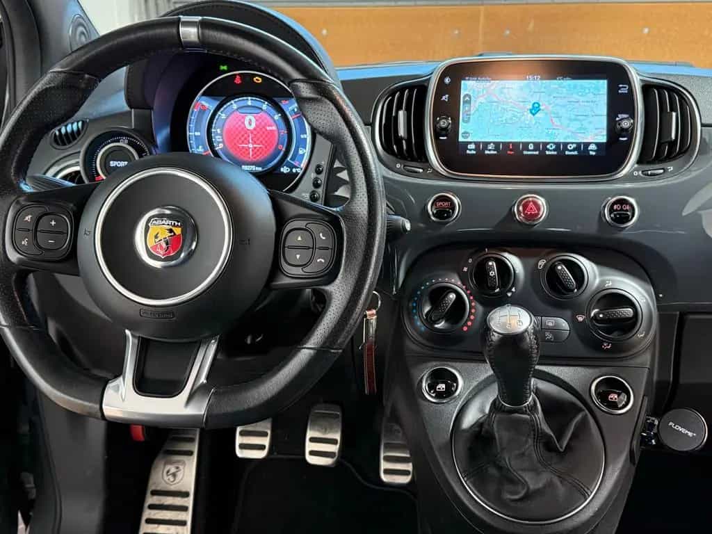 Abarth Cabrio 1. Hand, nur 28.800 km, unfallfrei, 08/2019-photo-4