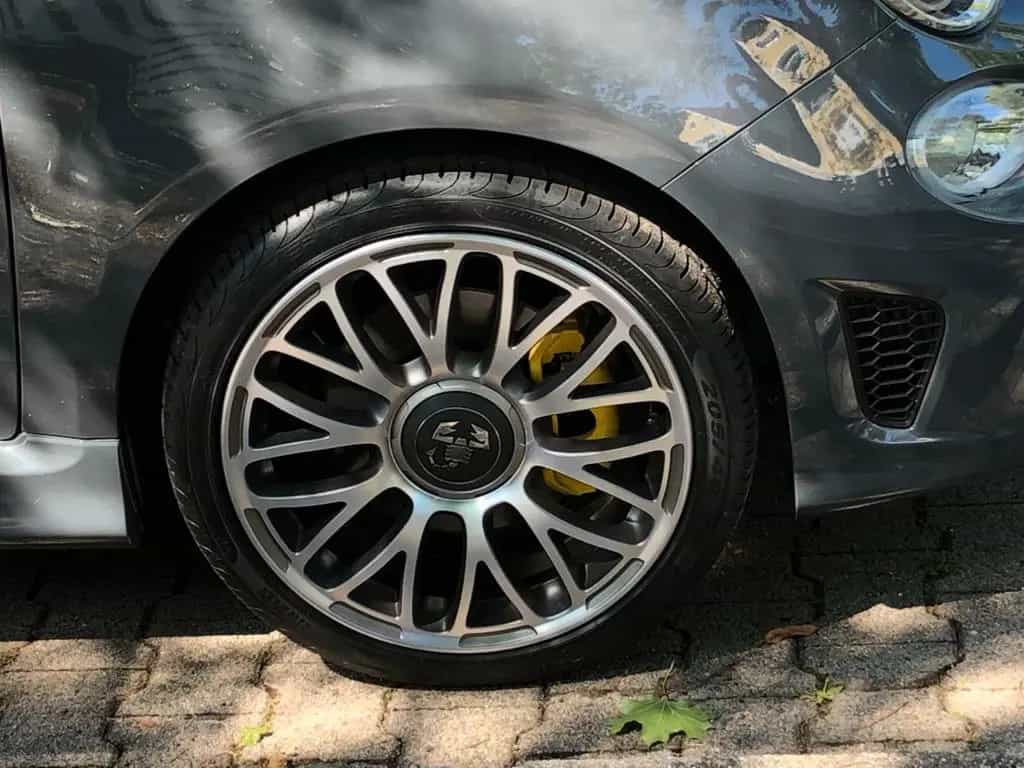 Abarth Cabrio 1. Hand, nur 28.800 km, unfallfrei, 08/2019-photo-6