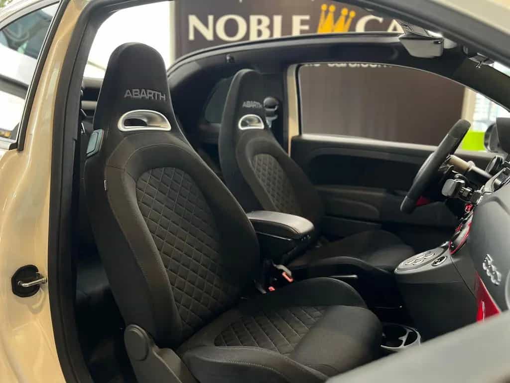 Abarth 695C Cabrio Aut. KLIMA CARPLAY RFK ALU 04/2024-photo-20