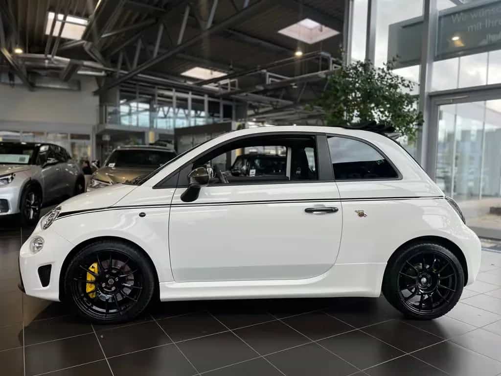 Abarth 695C Cabrio Aut. KLIMA CARPLAY RFK ALU 04/2024-photo-3