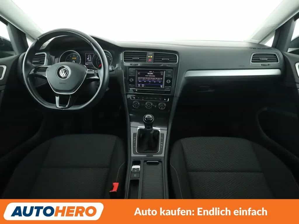 Volkswagen Golf VII 1.0 TSI Trendline BM*PDC*SHZ*KLIMA* 09/2018-photo-11