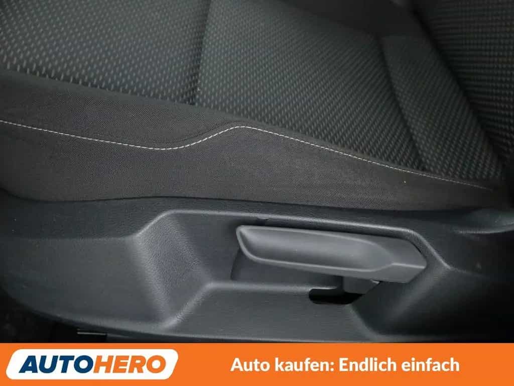 Volkswagen Golf VII 1.0 TSI Trendline BM*PDC*SHZ*KLIMA* 09/2018-photo-26