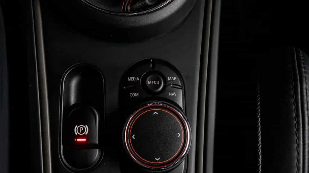 MINI John Cooper Works Countryman *ALLRAD*NAVI*PDC* 10/2017-photo-25