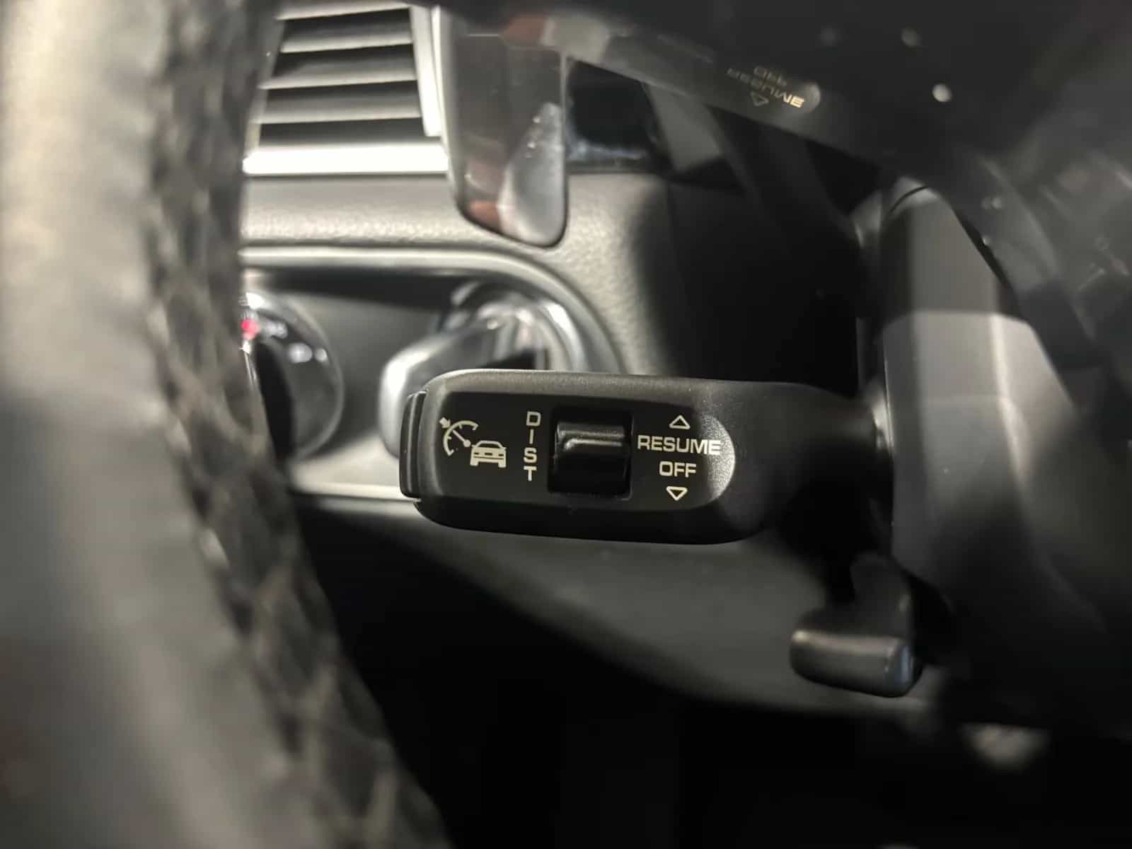 Porsche Macan 10/2015-photo-24