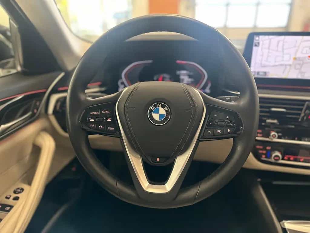BMW 5 Series 09/2023-photo-15