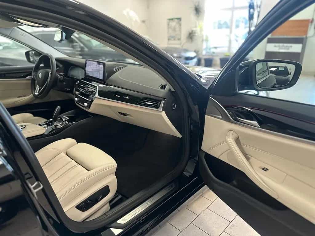 BMW 5 Series 09/2023-photo-22