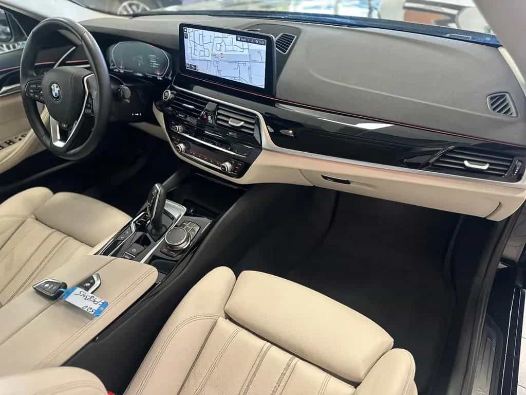 BMW 5 Series 09/2023-photo-23