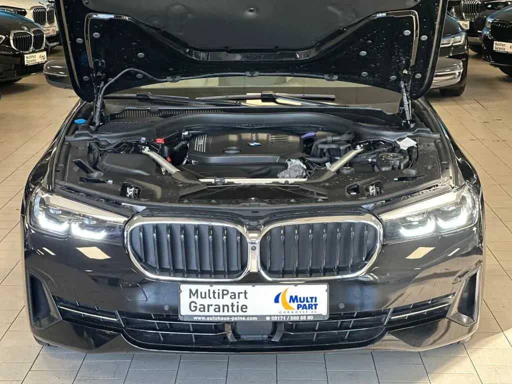 BMW 5 Series 09/2023-photo-30