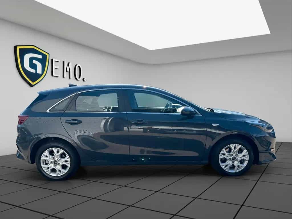 Kia Ceed Vision DAB+ TEMP KAMERA SHZ PDC 04/2022-photo-3
